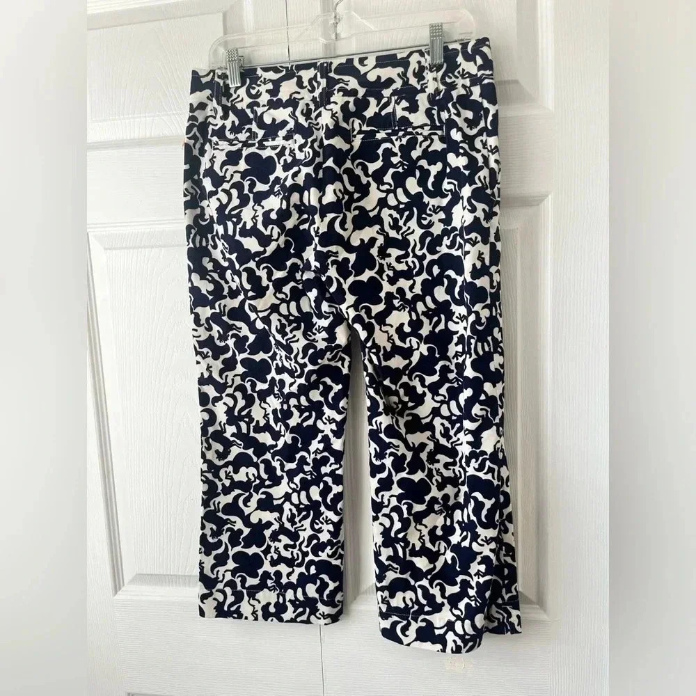 Lilly Pulitzer Horse Of Course + Floral Corduroy Capris Palm Beach Fit Size 4 - Picture 13 of 16